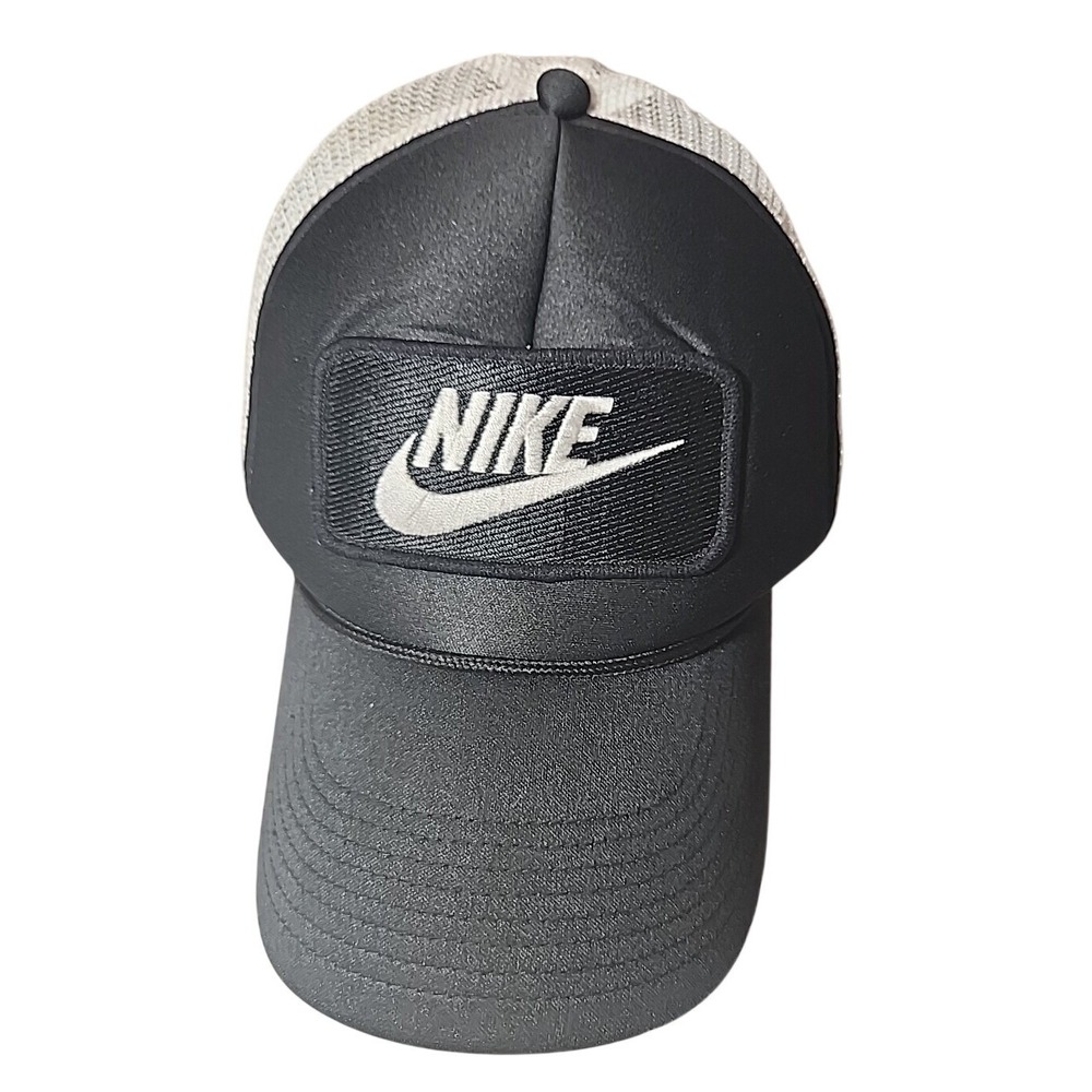 Nike Trucker Hat Black White Mesh Snapback Foam Front Logo Patch Cap One‎ Size